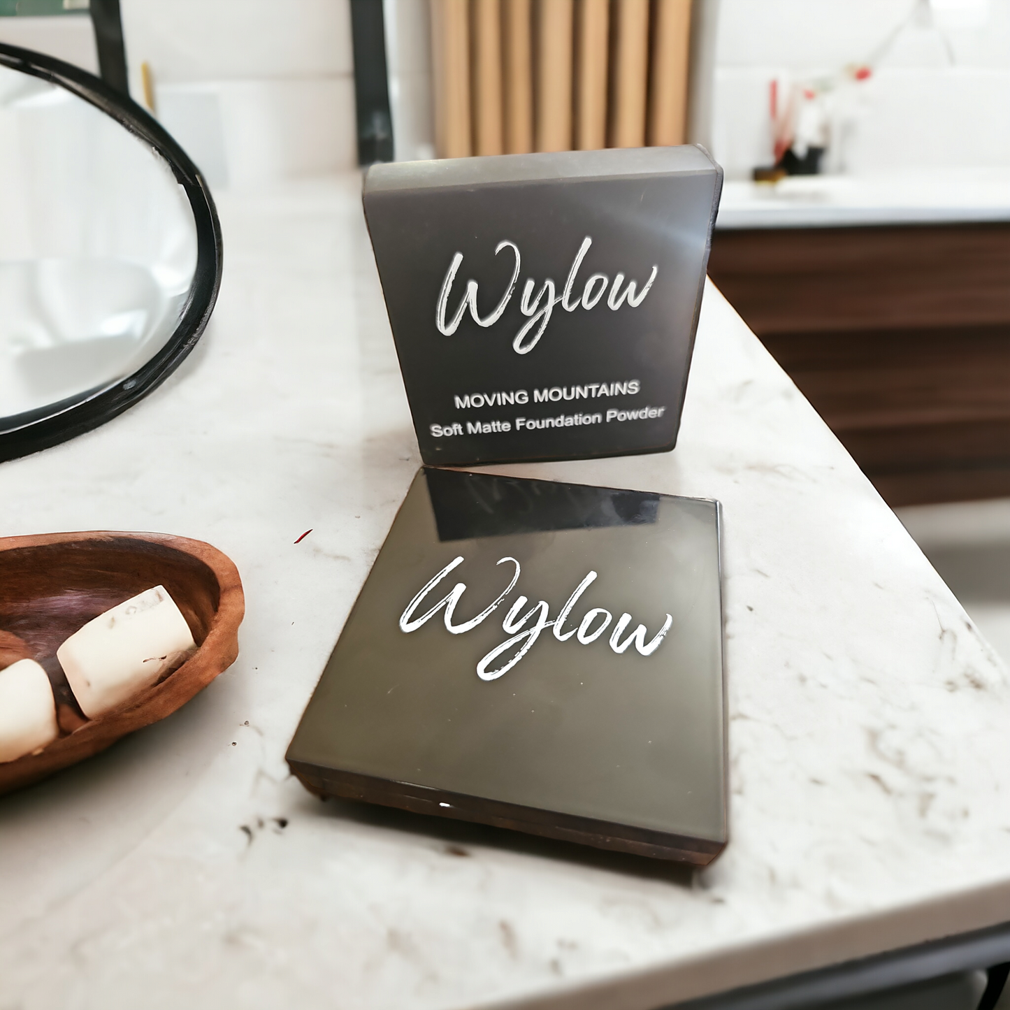 MOVING MOUNTAINS SOFT MATTE FOUNDATION POWDER *Set, Perfect, Smoothing*