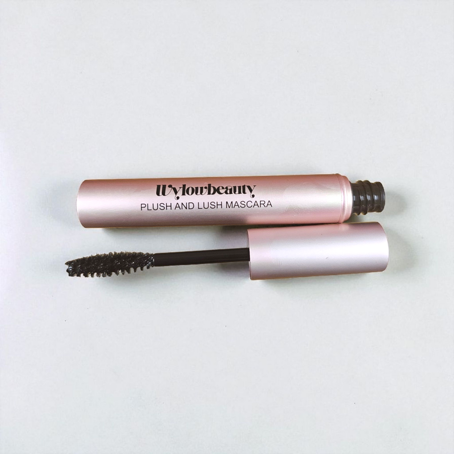 PLUSH AND LUSH FIBER MASCARA *Condition & Plump* Castor Oil, Peptides & Collagen