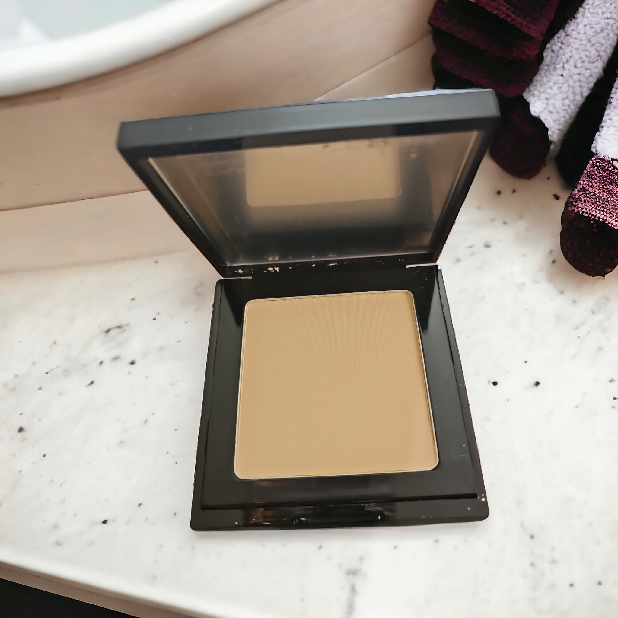 MOVING MOUNTAINS SOFT MATTE FOUNDATION POWDER *Set, Perfect, Smoothing*