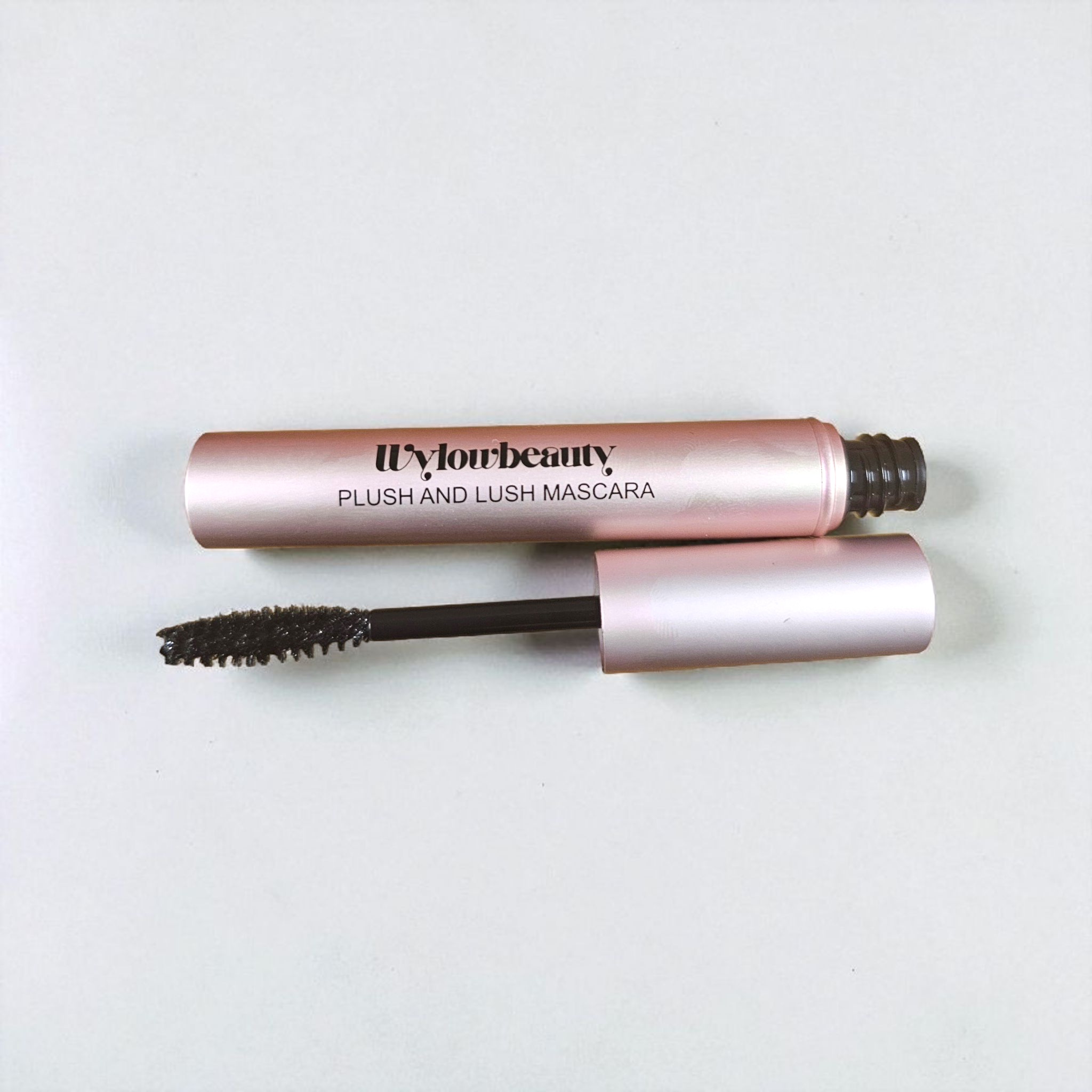 PLUSH AND LUSH FIBER MASCARA *Condition & Plump* Castor Oil, Peptides & Collagen